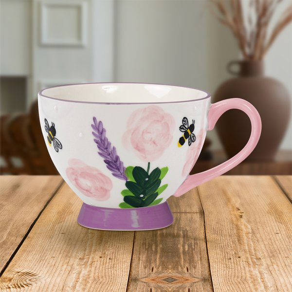 BEES FOOTED MUG