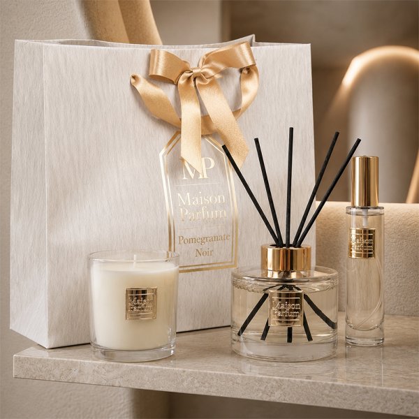 MAISON PARFUM GIFTBAG POM NOIR