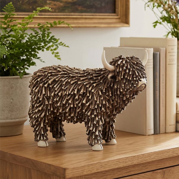 HIGHLAND COW
