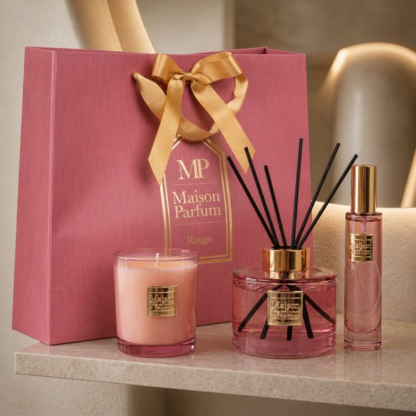 MAISON PARFUM GIFTBAG ROUGE