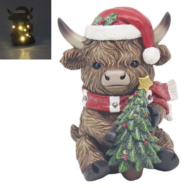 XMAS HIGHLAND COW WITH TREE