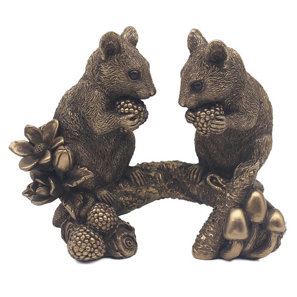 REFLECTIONS MICE ON BRANCH