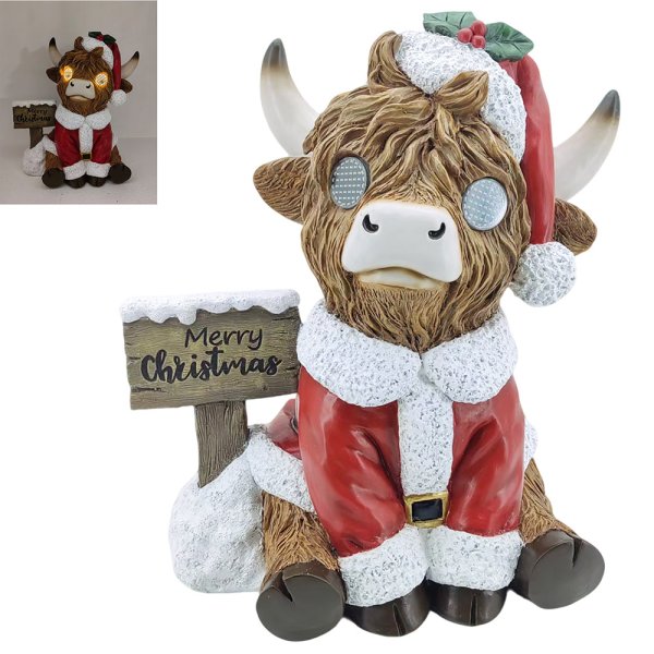 XMAS SITTING HIGHLAND COW