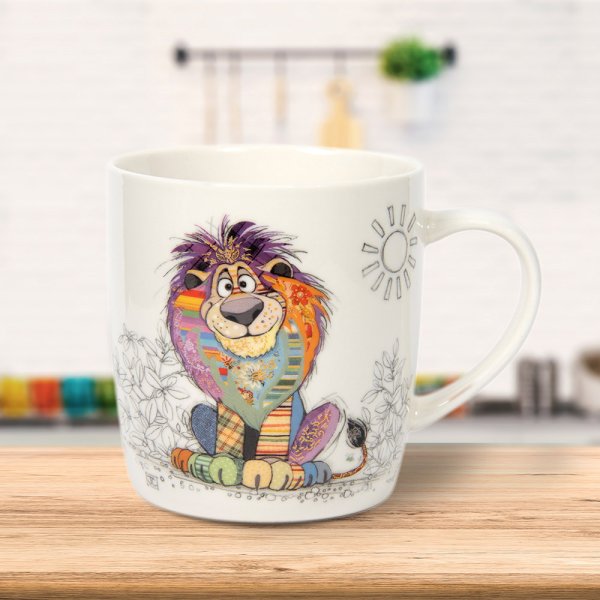 LOUIS LION MUG