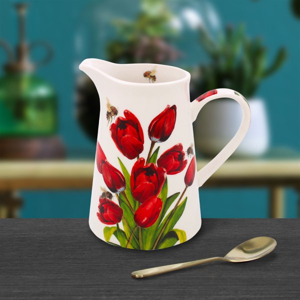 BEE-TANICLE TULIP JUG