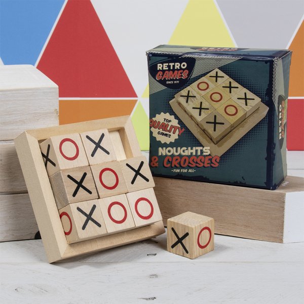 RETRO NOUGHTS & CROSSES