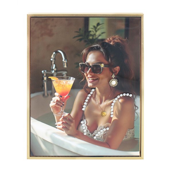 GIRL BATHTIME WALL ART