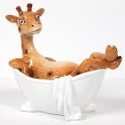 GIRAFFE BATHTIME