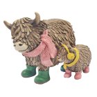 HUGHIE TWIN HIGHLAND COWS