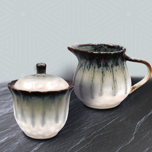 REACTIVE GLAZE SUGAR & CREAM