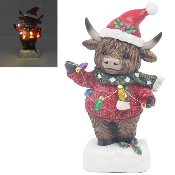 XMAS HIGHLAND COW WITH HAT LED