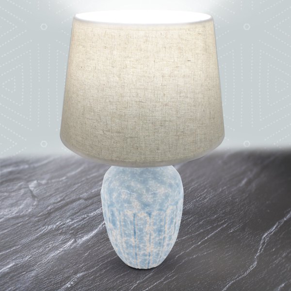 TABLE LAMP WITH SHADE
