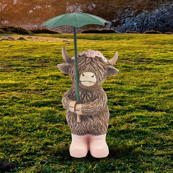 HIGHLAND COW RAINY DAYS