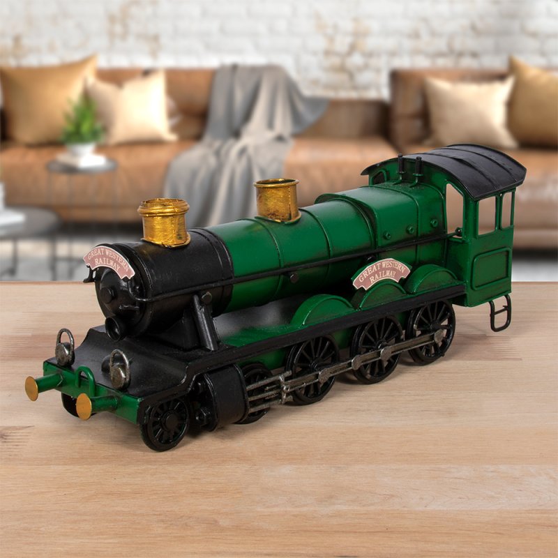 VINTAGE TRAIN GREEN Lesser & Pavey