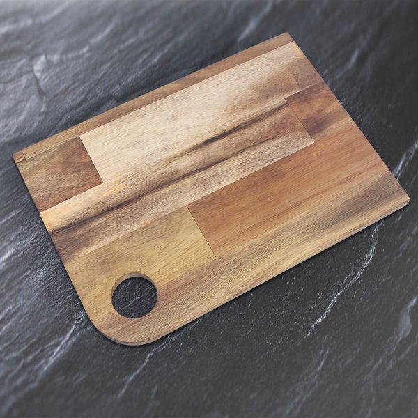 WOOD CUTTING BOARD