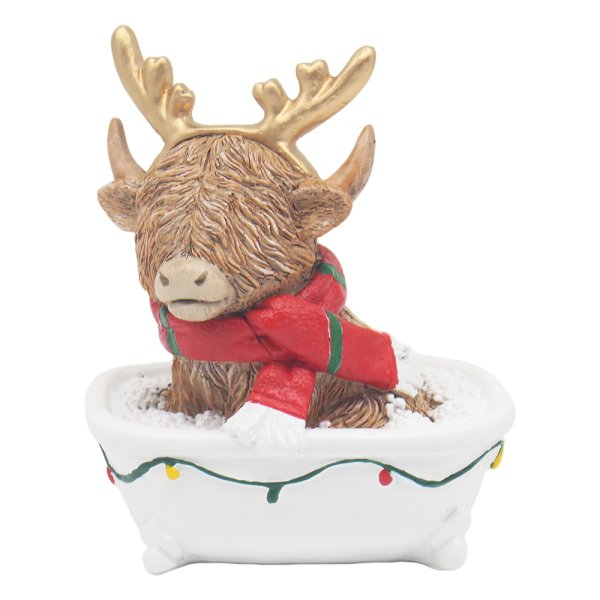 XMAS HIGHLAND COW IN BATH