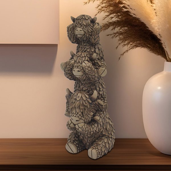 HUGHIE HIGHLAND COWS