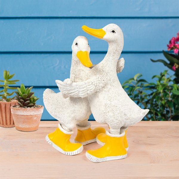 QUACKERS DUCK "DANCING"